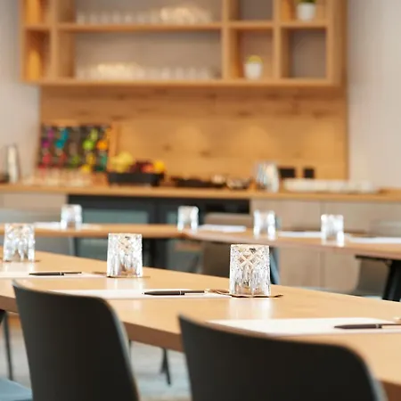 Hanauerhof 3*