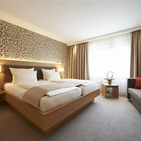 Hanauerhof 3*