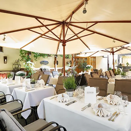 Hanauerhof 3*