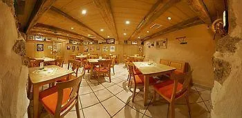 Hanauerhof 3*